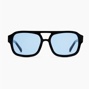 Quince Berlin Polarized black sunglasses, blue lenses. New with box. On trend!